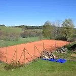 Rezidence Jih Villa *