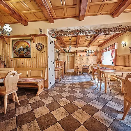 Rezidence Jih Villa Hlavnovice